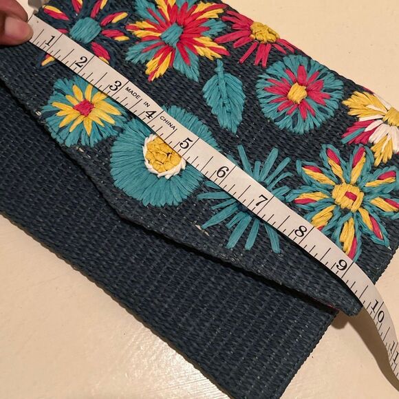 Guadalupe Margharita Convertible Crossbody Clutch Blue Woven Embroidered Floral - Picture 8 of 11